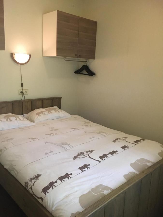 Geschakelde Bungalow Op De Veluwe "De Eekhoorn" Otterlo Ngoại thất bức ảnh
